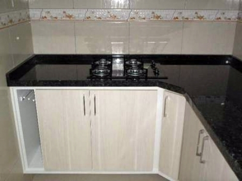 Bancada de Mármore Preto para Cozinha Chora Menino - Bancada de Mármore Branco