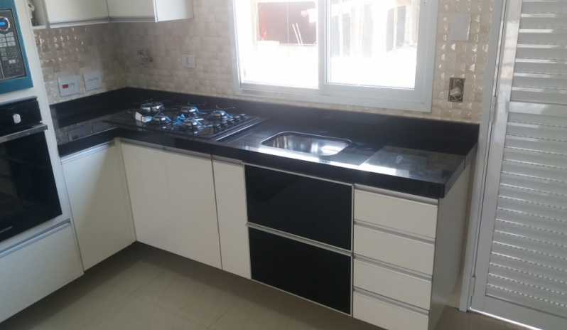 Pia de Cozinha Mármore Residencial Três - Pia de Cozinha Mármore Preto