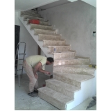 escada granito branco Barueri